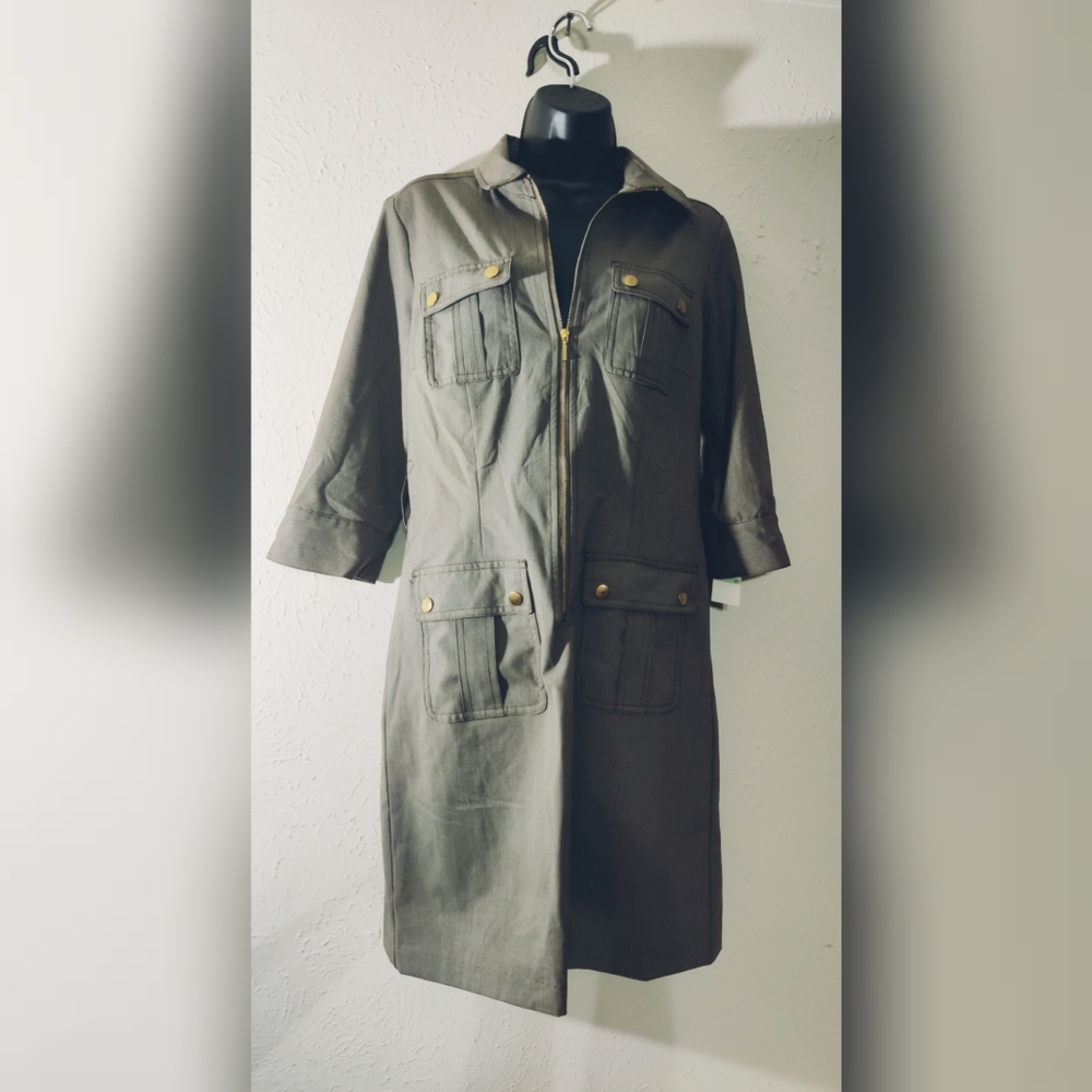 NWT Sharagano business attire Dress